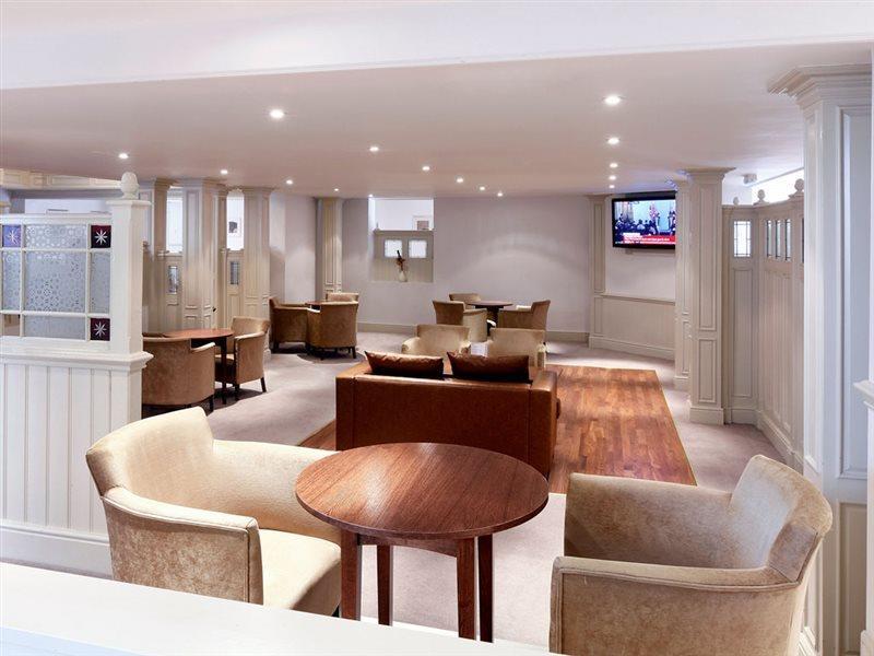 Mercure Swindon East Hotel And Spa Exterior foto